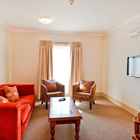 Protea Hotel By Marriott Walvis Bay Indongo Екстер'єр фото