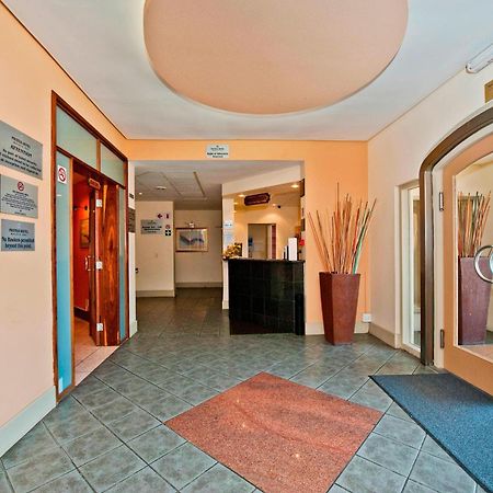 Protea Hotel By Marriott Walvis Bay Indongo Екстер'єр фото