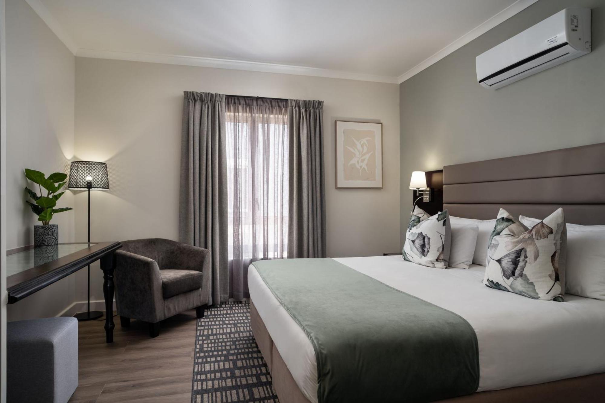Protea Hotel By Marriott Walvis Bay Indongo Екстер'єр фото