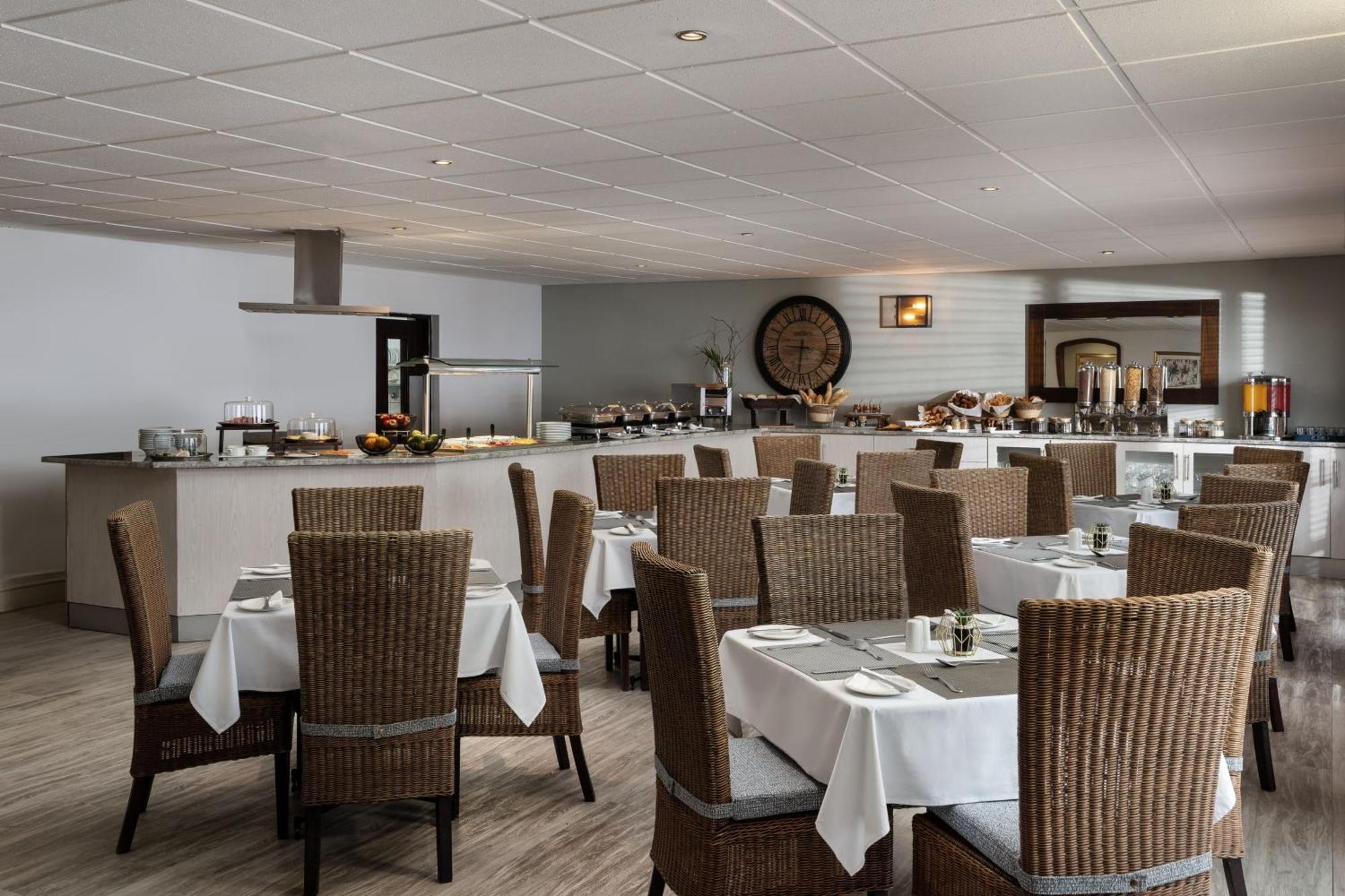 Protea Hotel By Marriott Walvis Bay Indongo Екстер'єр фото