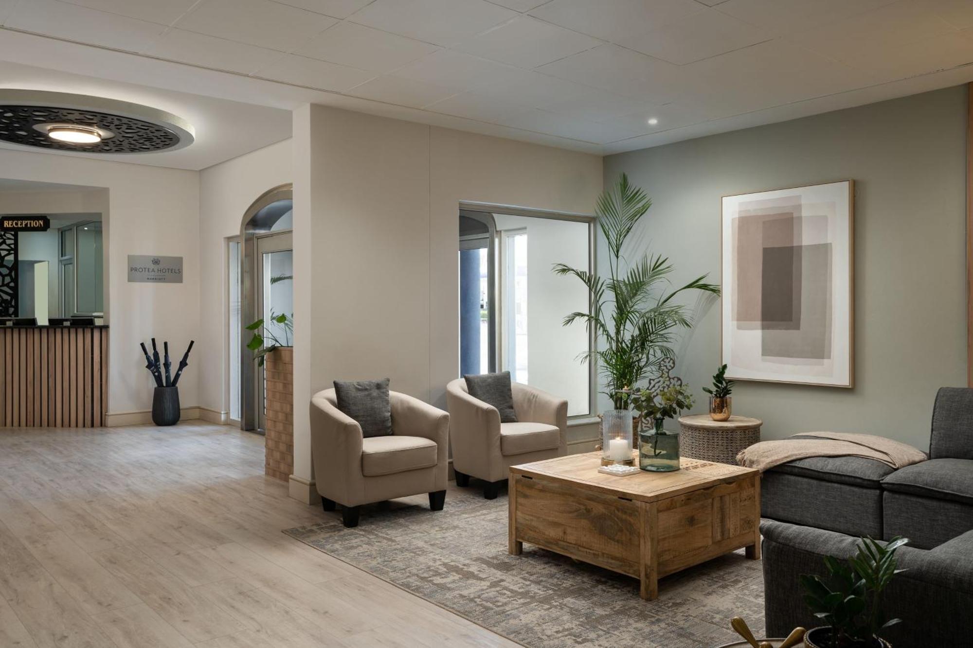 Protea Hotel By Marriott Walvis Bay Indongo Екстер'єр фото