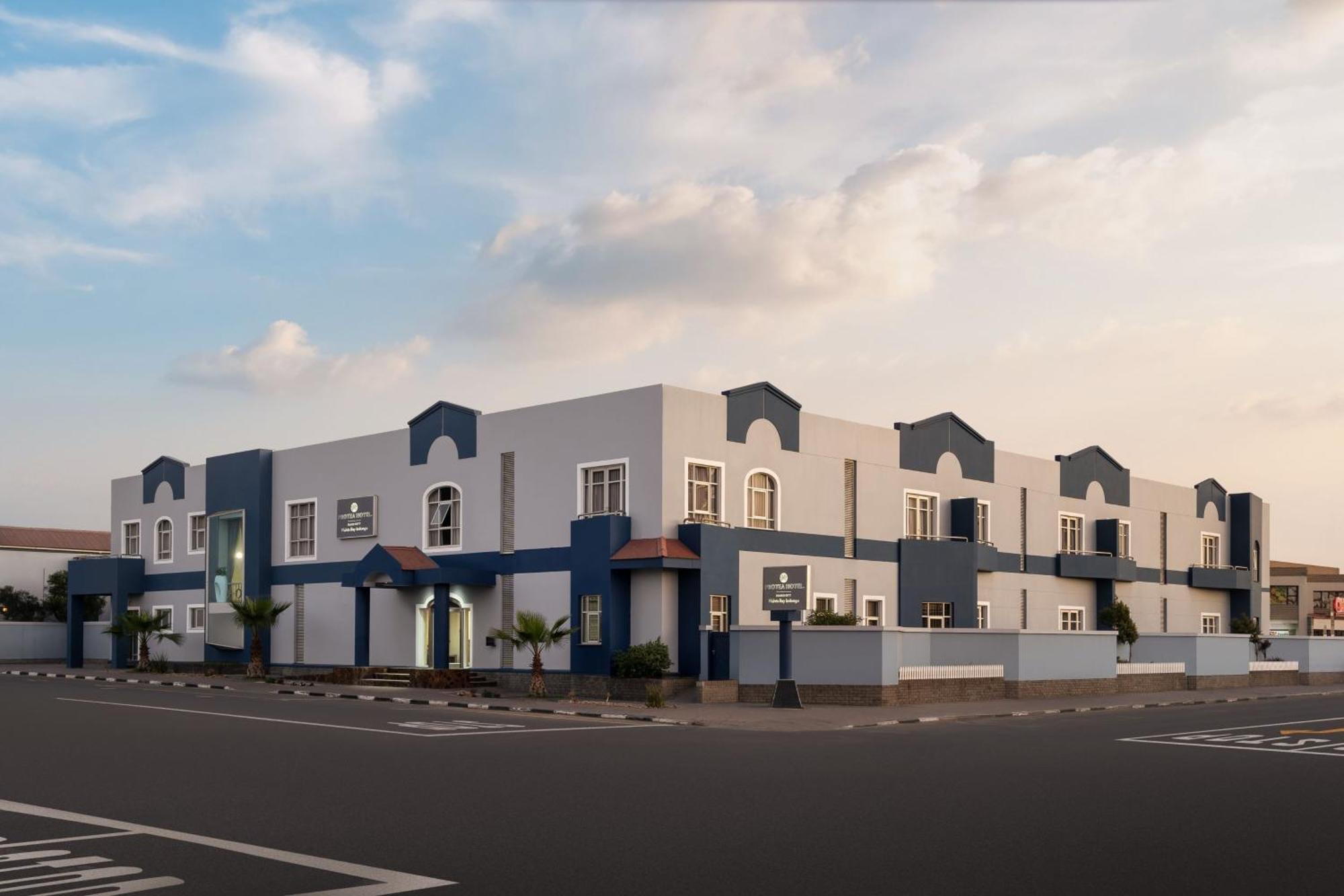 Protea Hotel By Marriott Walvis Bay Indongo Екстер'єр фото