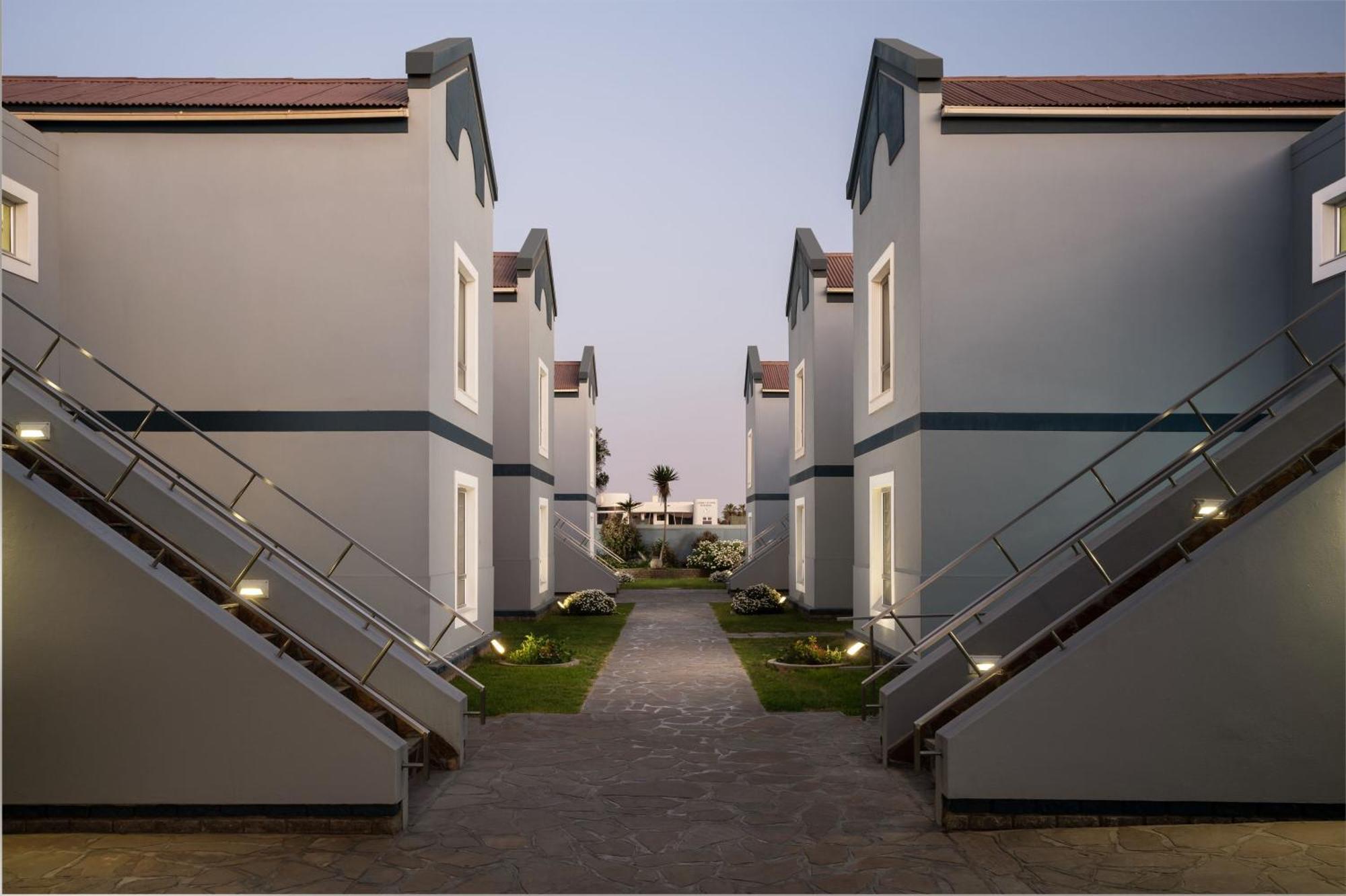 Protea Hotel By Marriott Walvis Bay Indongo Екстер'єр фото