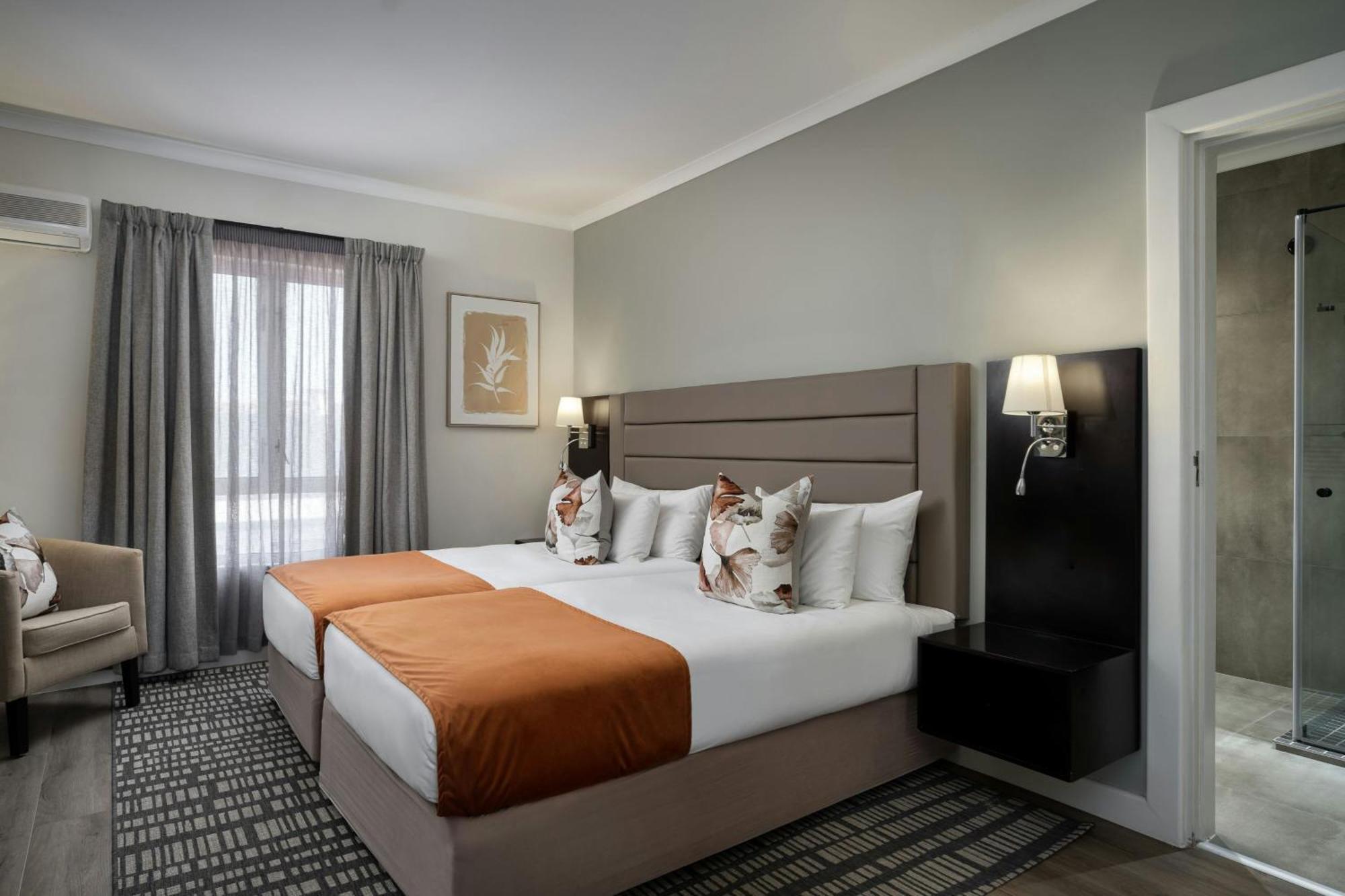 Protea Hotel By Marriott Walvis Bay Indongo Екстер'єр фото