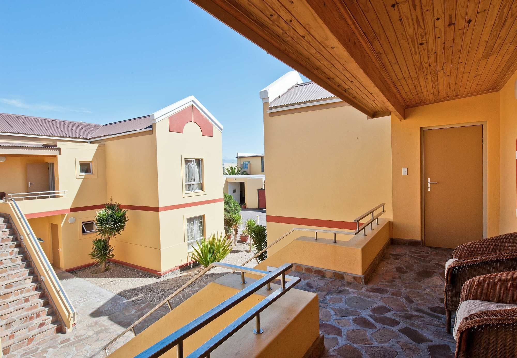 Protea Hotel By Marriott Walvis Bay Indongo Екстер'єр фото